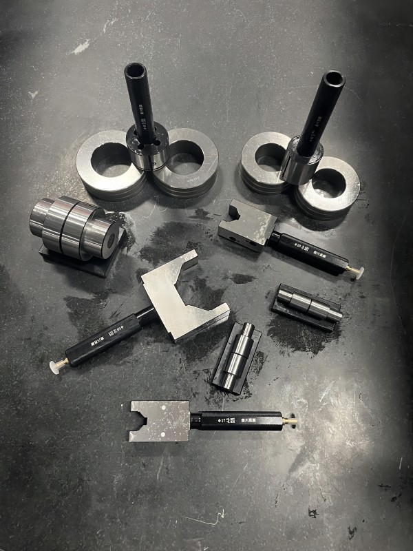 非(fei)標(biāo)(biao)定(ding)製型氣動(dòng)(dong)量(liang)儀